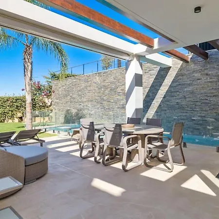Brand New Luxury In Art Deco Style