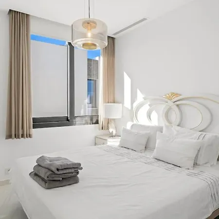 Brand New Luxury In Art Deco Style Villa