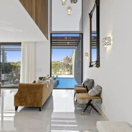 Brand New Luxury In Art Deco Style Villa *