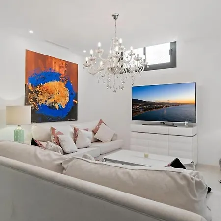 Brand New Luxury In Art Deco Style Villa *