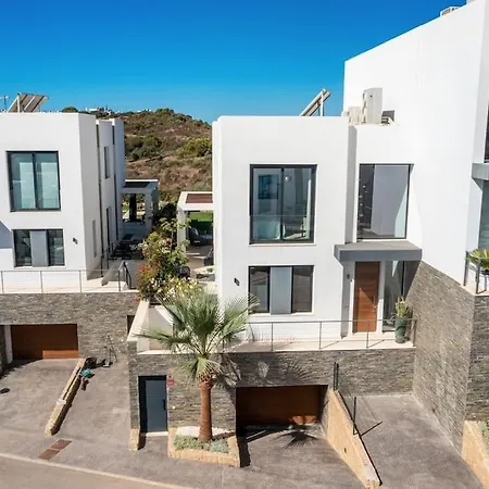 Brand New Luxury In Art Deco Style *